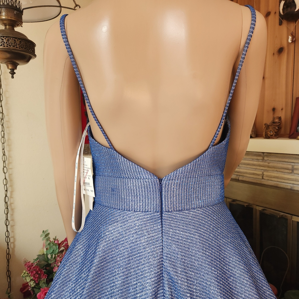 NWT Camille La Vie Sparkly Blue Gown - Size 6 - Picture 6 of 12